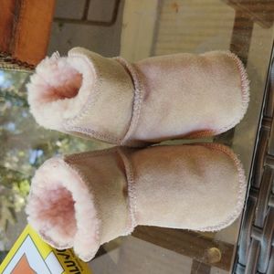 Girl's Pink UGG Erin slipper boots
